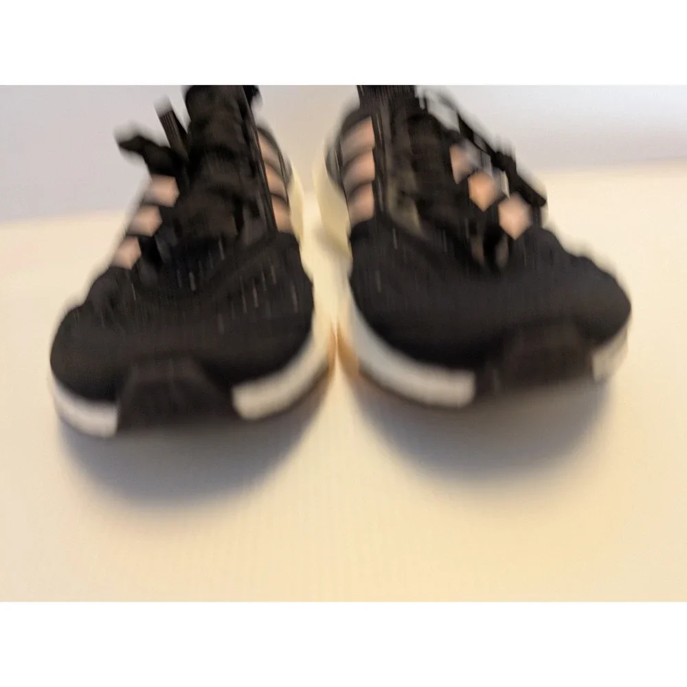 Adidas Women Shoe Size 9 Ultraboost‎ 22 Running Black/Clear Orange
